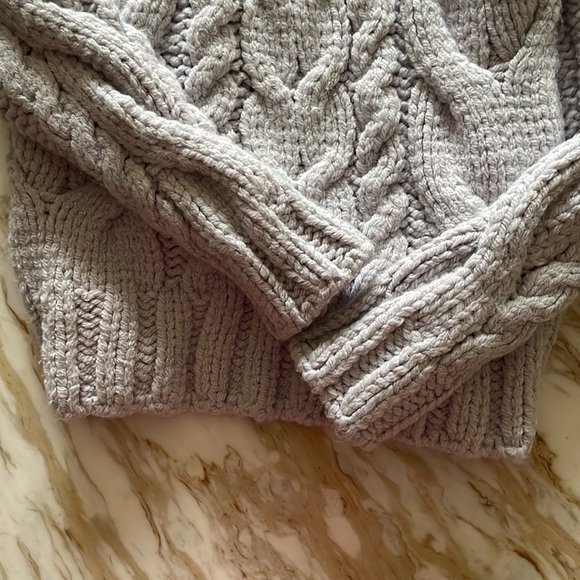Zara Knit Sweater - Picture 4 of 6